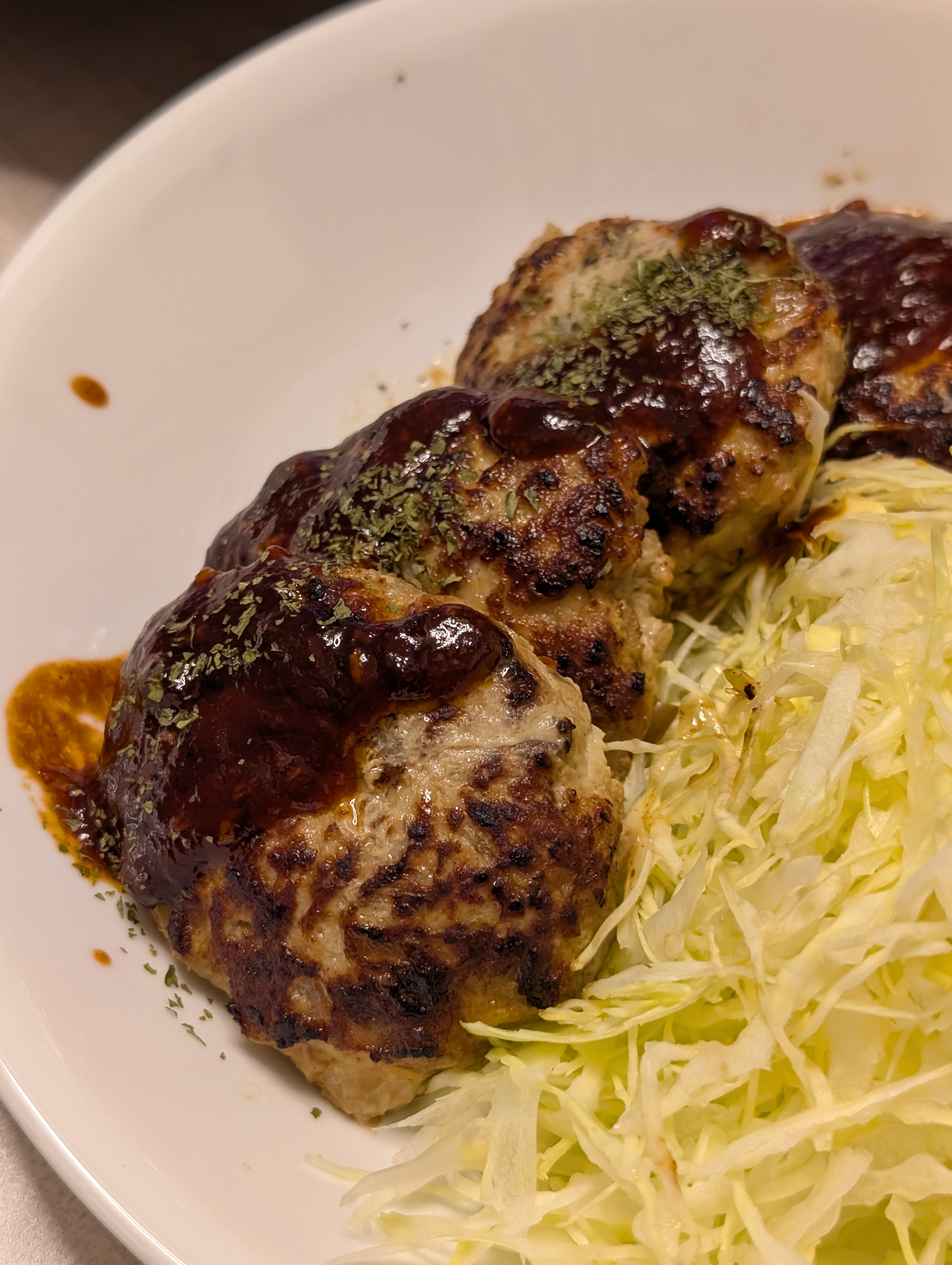 妻特製ミニハンバーグ