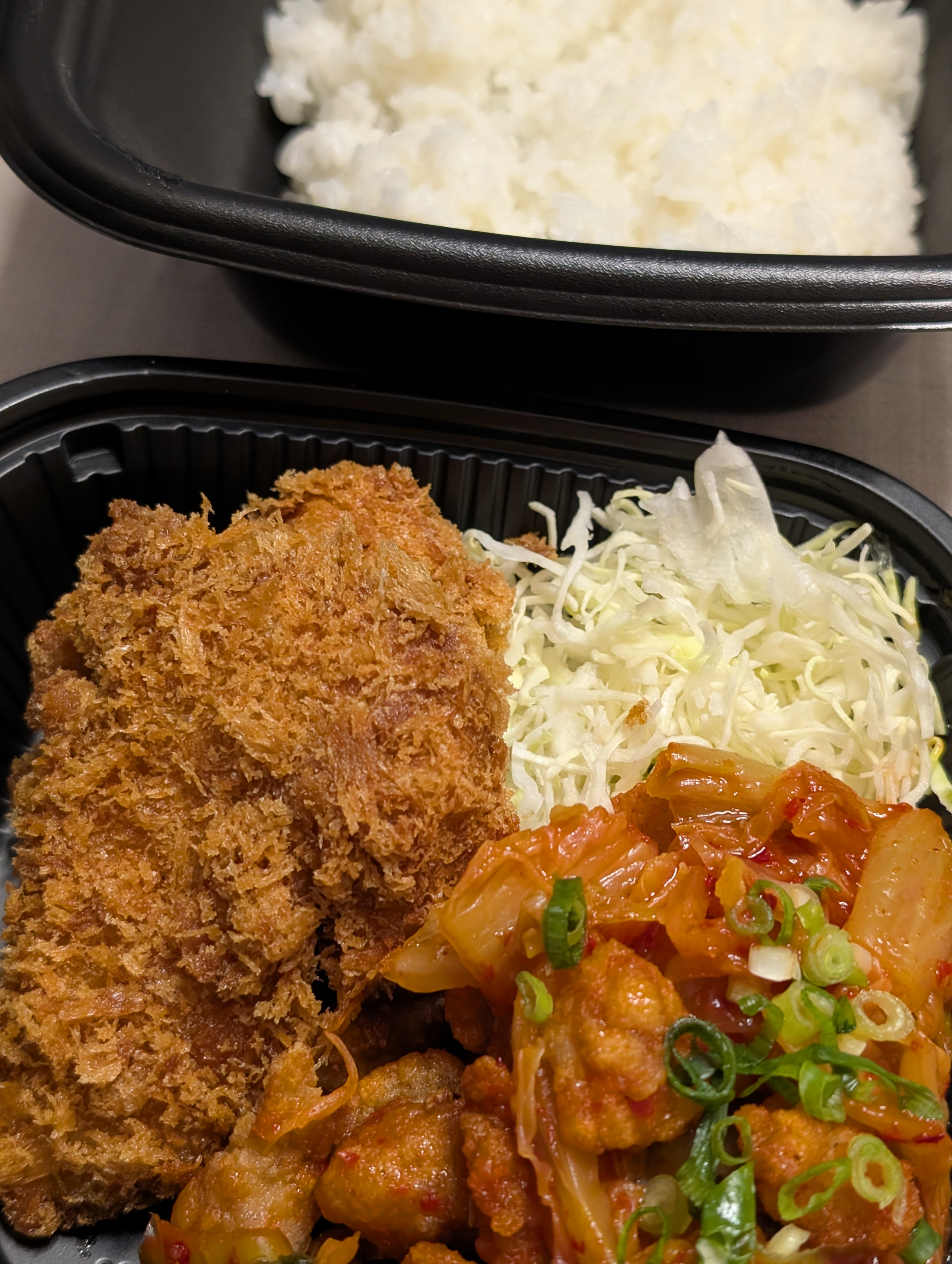 キムチロースカツ弁当